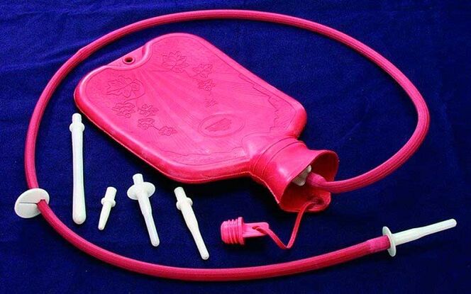 Enema para tratar parásitos en el cuerpo.